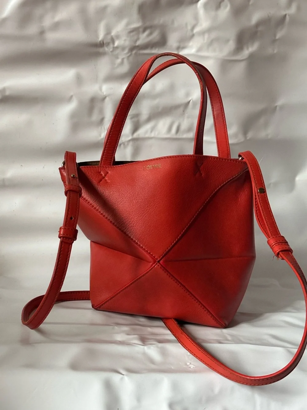 Loewe - Picture 5 of 5